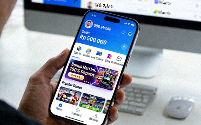 Tampilan dashboard utama M88 Mobile di smartphone dengan menu navigasi yang jelas